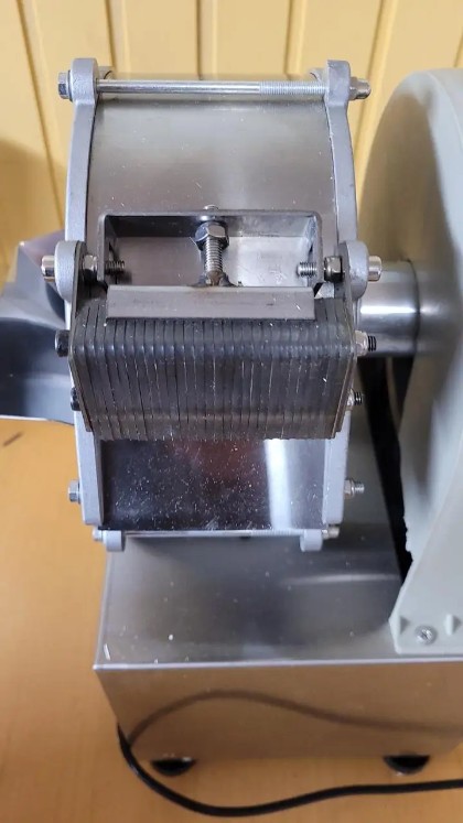 Машина для нарезки картофеля электрическая Vektor QTD220 0