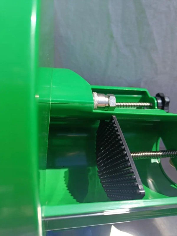 Овочерізка Vektor HR1368 3
