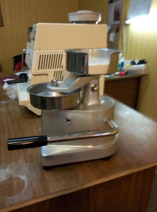 Пресс для гамбургеров Vektor PG 130 0