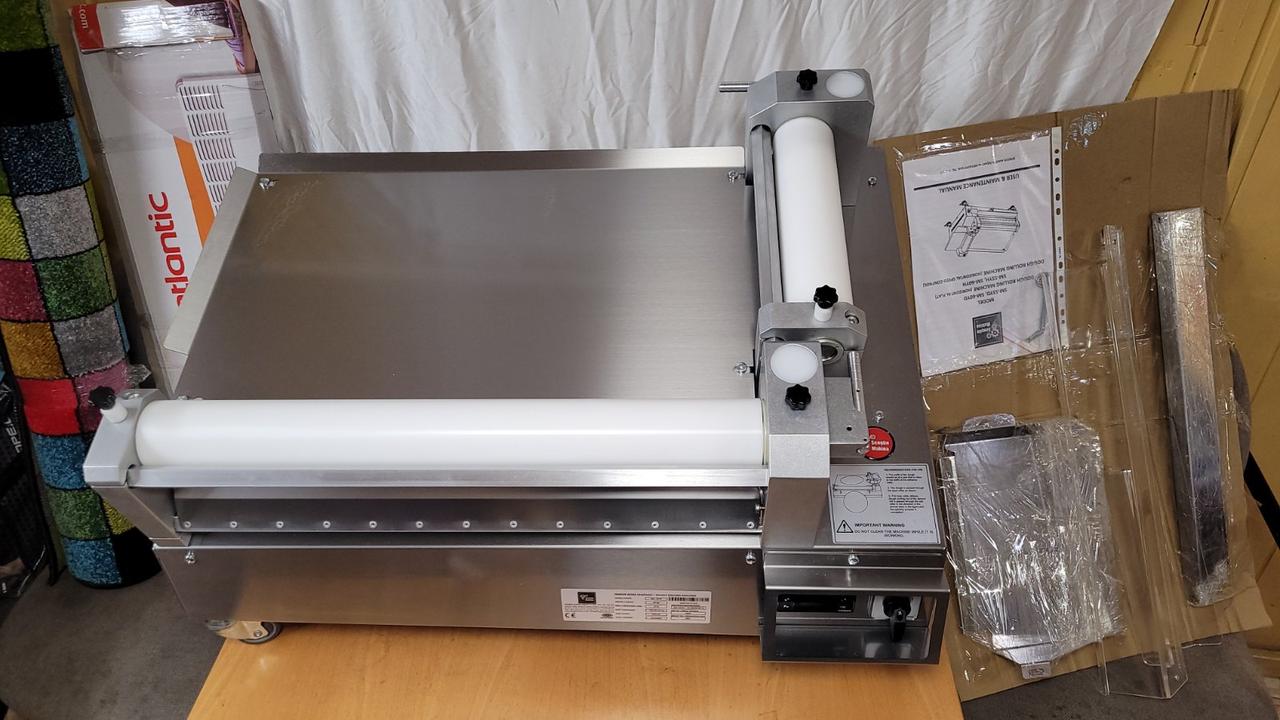 Тестораскаточна машина тесторозкачування розкочування електричне Senoven CM-55YH 1
