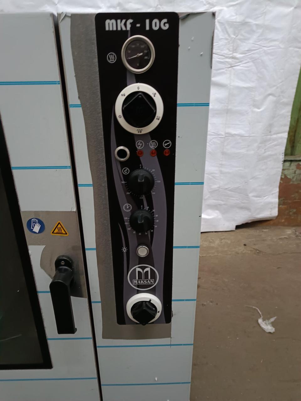 Печь конвекционная газовая с пароувлажнением 10 противней MAKSAN MKF-10G 3