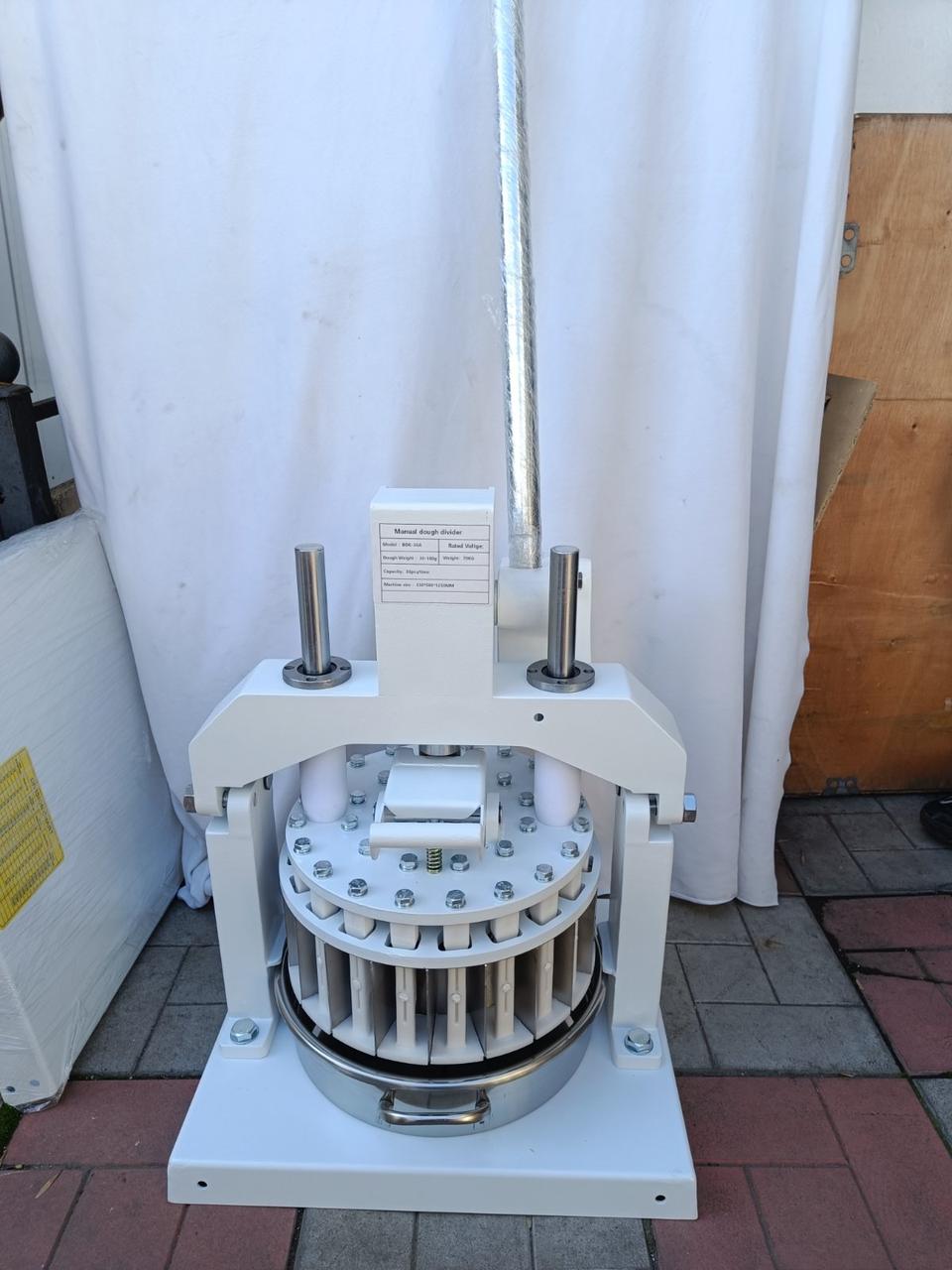 Ручной мелкоштучный тестоделитель Vektor BDK36A (30-140гр) 6