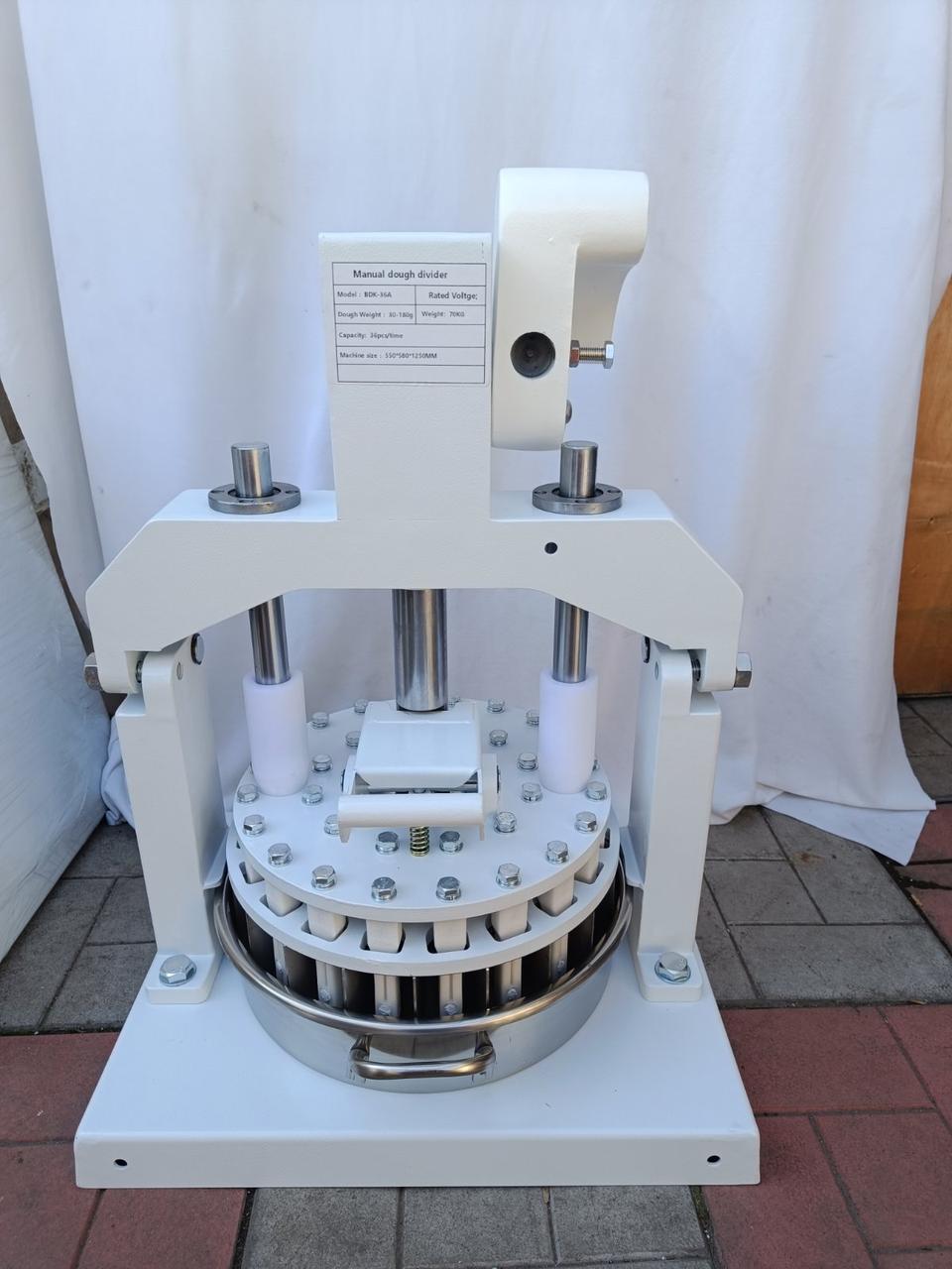 Ручной мелкоштучный тестоделитель Vektor BDK36A (30-140гр) 5