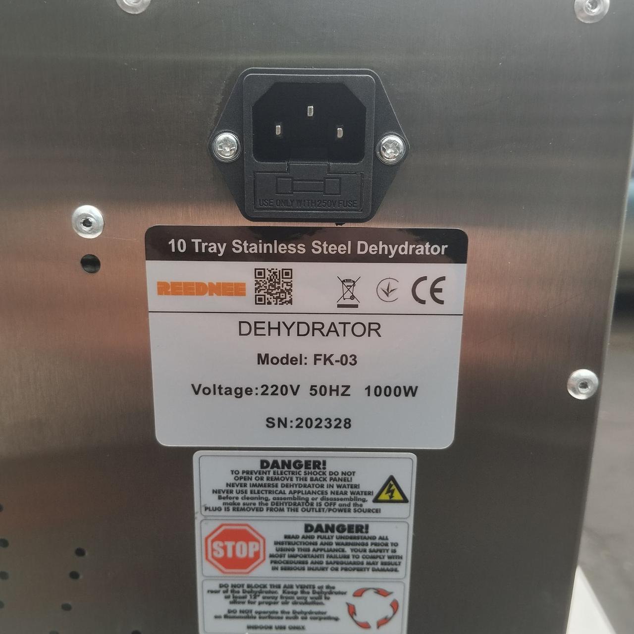 Дегідратор сушка для овочів та фруктів Vektor FK-03 1