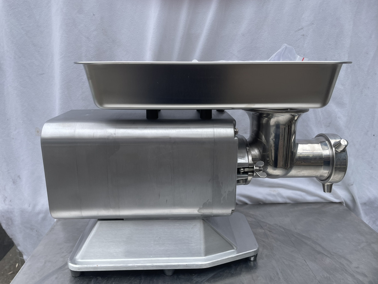 Мясорубка промышленная Vektor BL-3-22Z 1800W 200 кг/год. 3