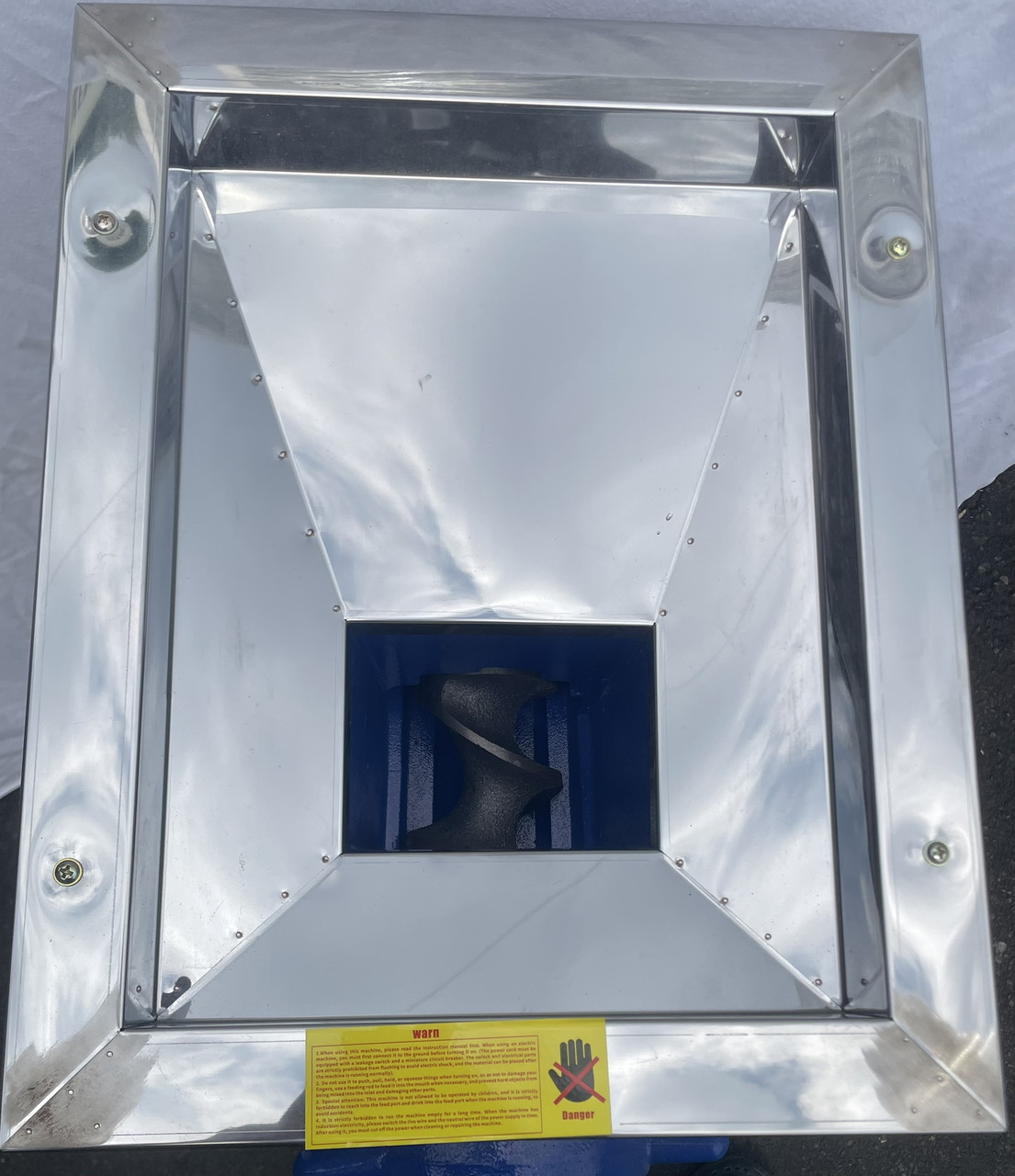 М'ясорубка промислова Vektor XH-42 350 кг/год (2200Вт) 3