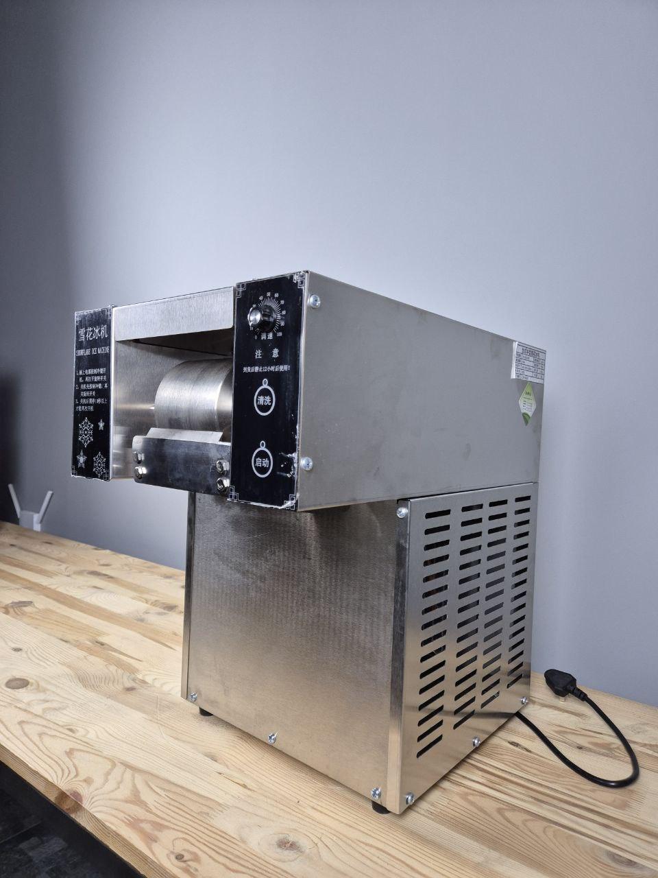 Льдогенератор фризер аппарат мороженного Vektor- XBJ120F 3