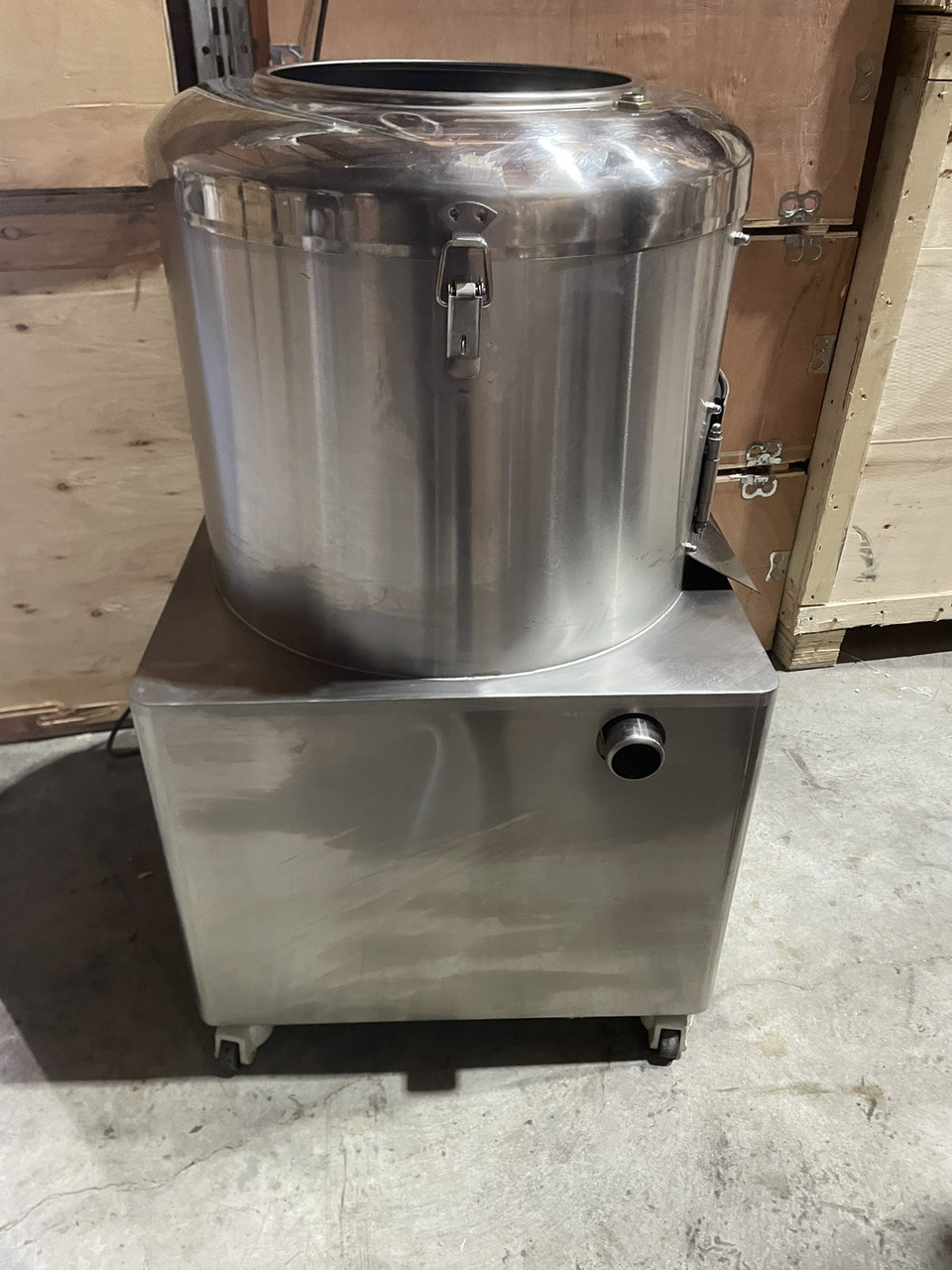 Машина для очистки картофеля и моркови картофелечистка Vektor PP30 (30 кг) 2