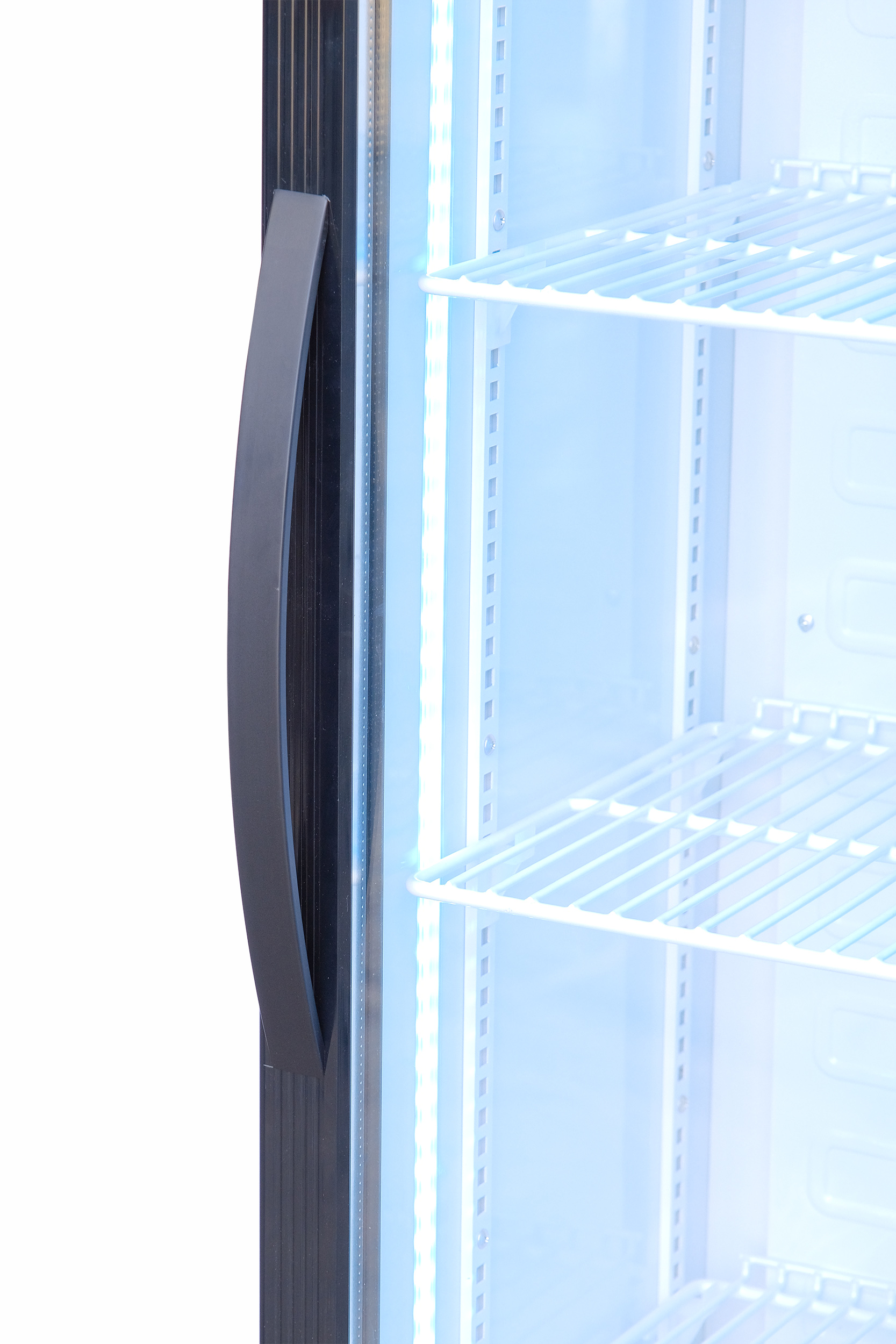 Шкаф холодильный для напитков GoodFood BC160NBW2LED черный-белый 1