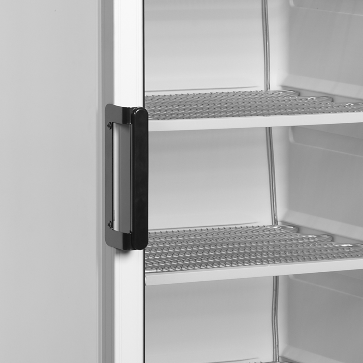 Шкаф морозильный UFFS371G (Tefcold) 1