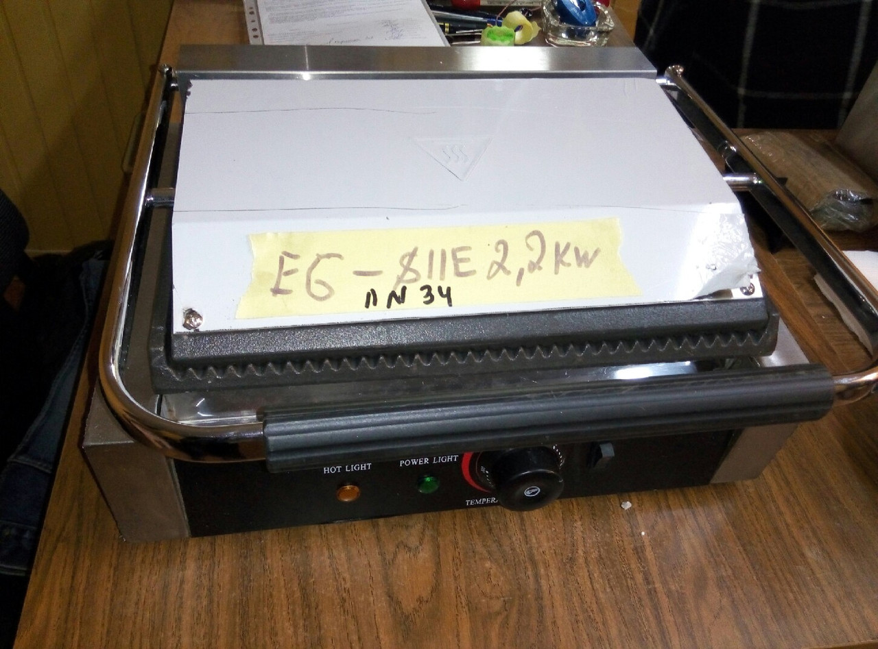 Гриль контактний Vektor-811E 3