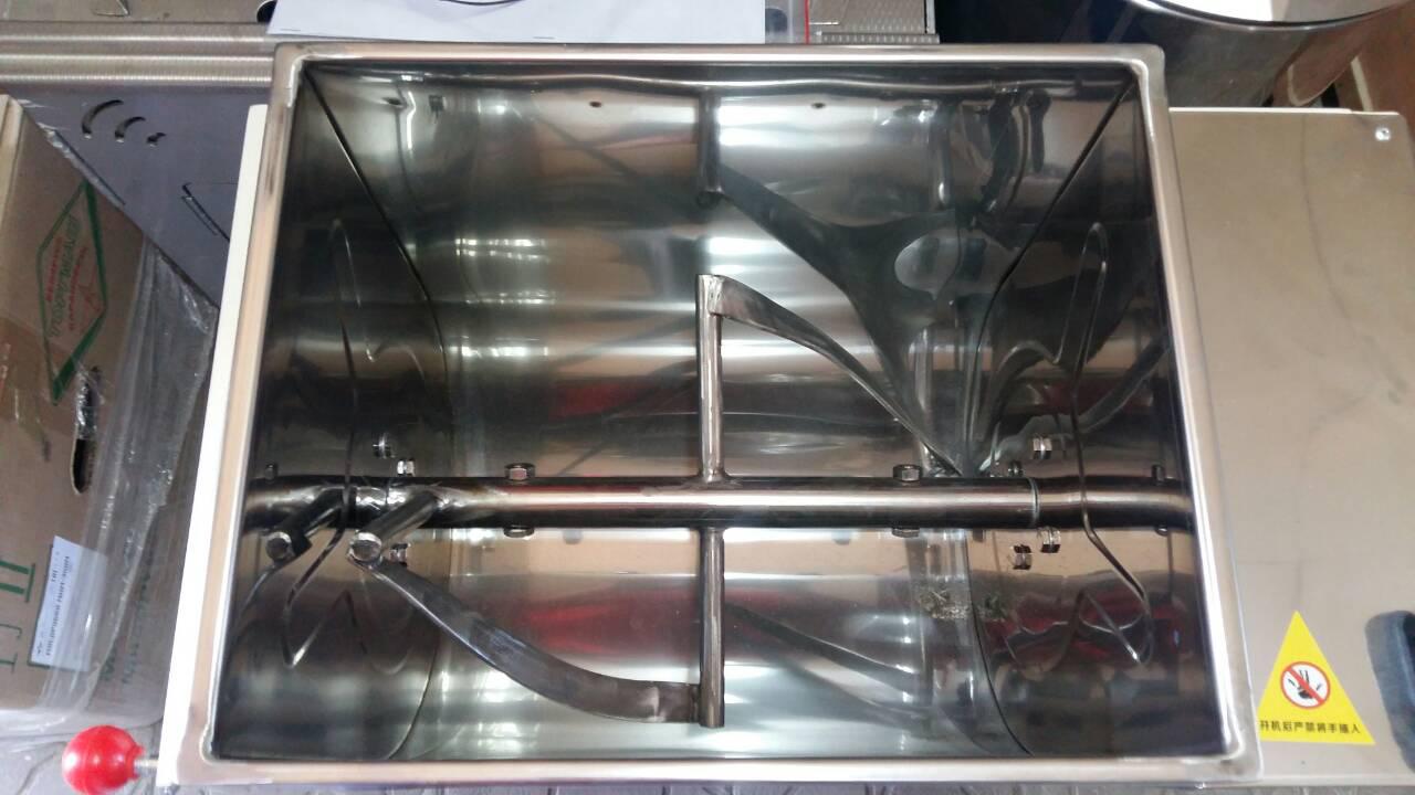 Фаршемес-тестомес горизонтальный Vektor HC-15K 3