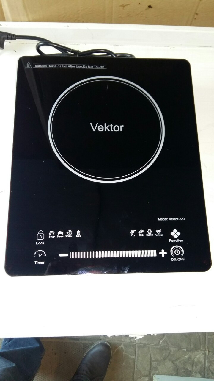 Индукционная плита Vektor LS-A81 3000W 2