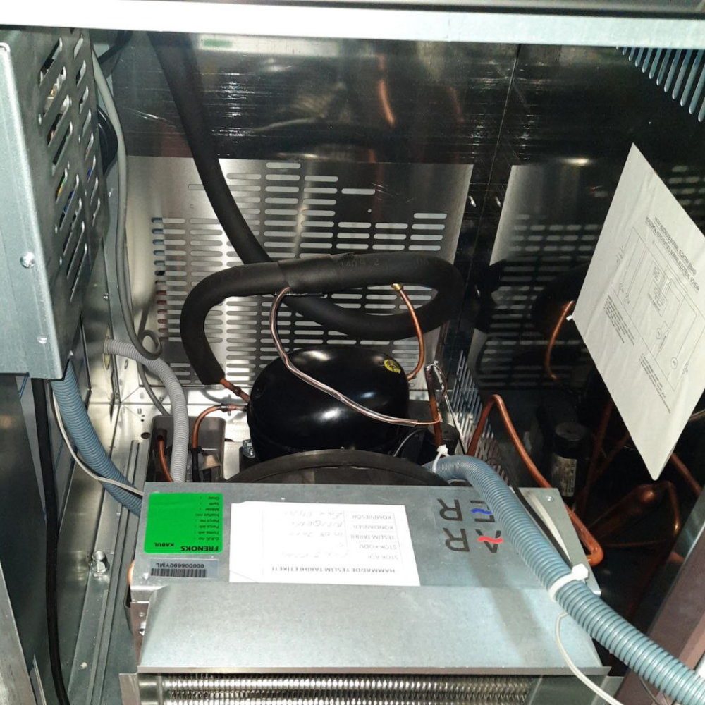 Стіл холодильний для піци BRILLIS BMN155-R290 2
