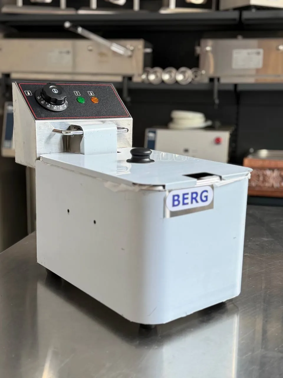 Фритюрница BERG HEF-4L 2