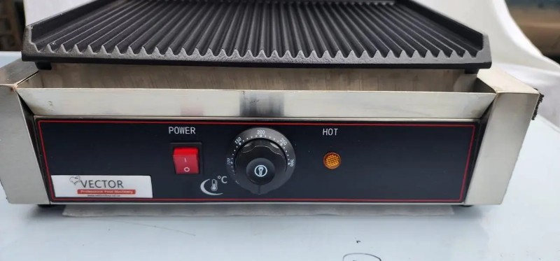 Гриль-тостер прижимной Vektor HEG811E 6
