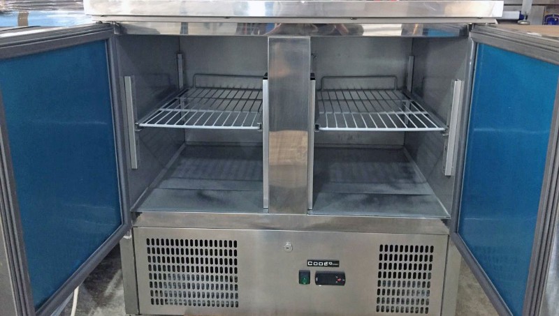 Холодильный стол COOLEQ S901 0