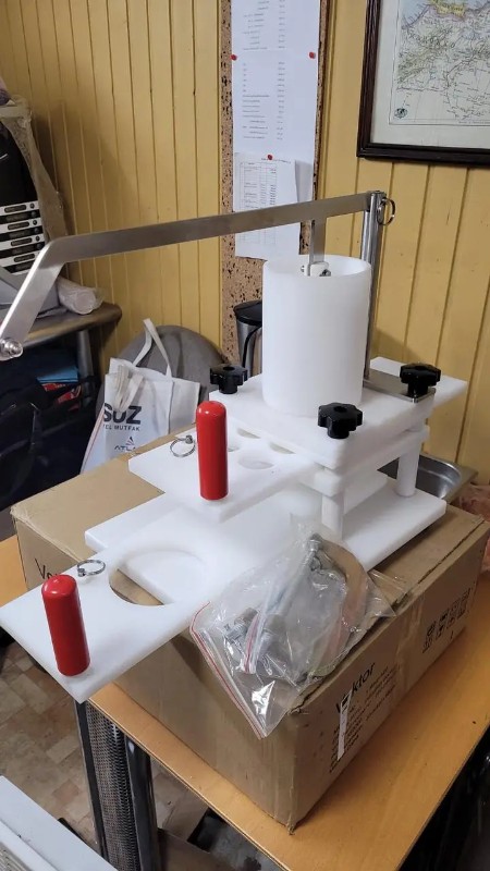 Машина для формовки гамбургеров котлет механическая Vektor-HR130L 3