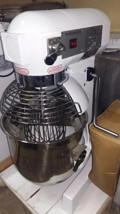 Міксер планетарний Vektor B30K 3