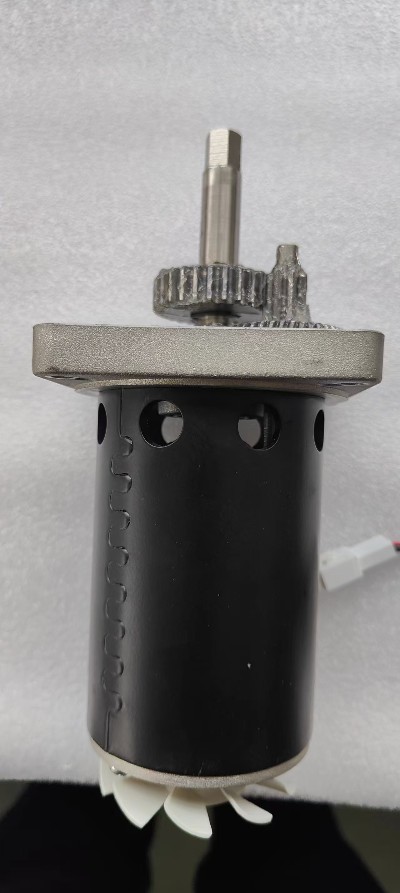 Мясорубка для коммерции ZUVER Compact Mechanical Switch 350W 4
