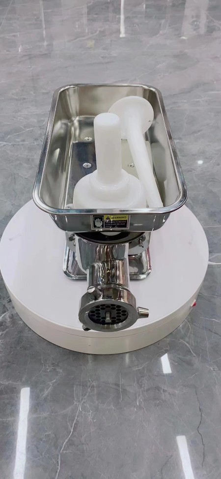 М'ясорубка професійна ZUVER MasterChef 1100W 6