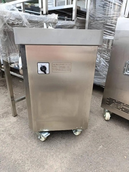 М'ясорубка промислова Vektor DJ-1-32 4