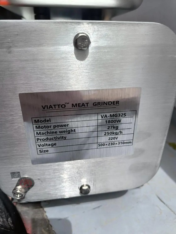 Мясорубка промышленная Vektor MG32S 0