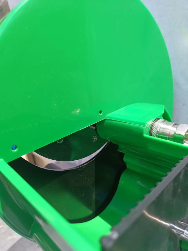 Овочерізка Vektor HR1368 2