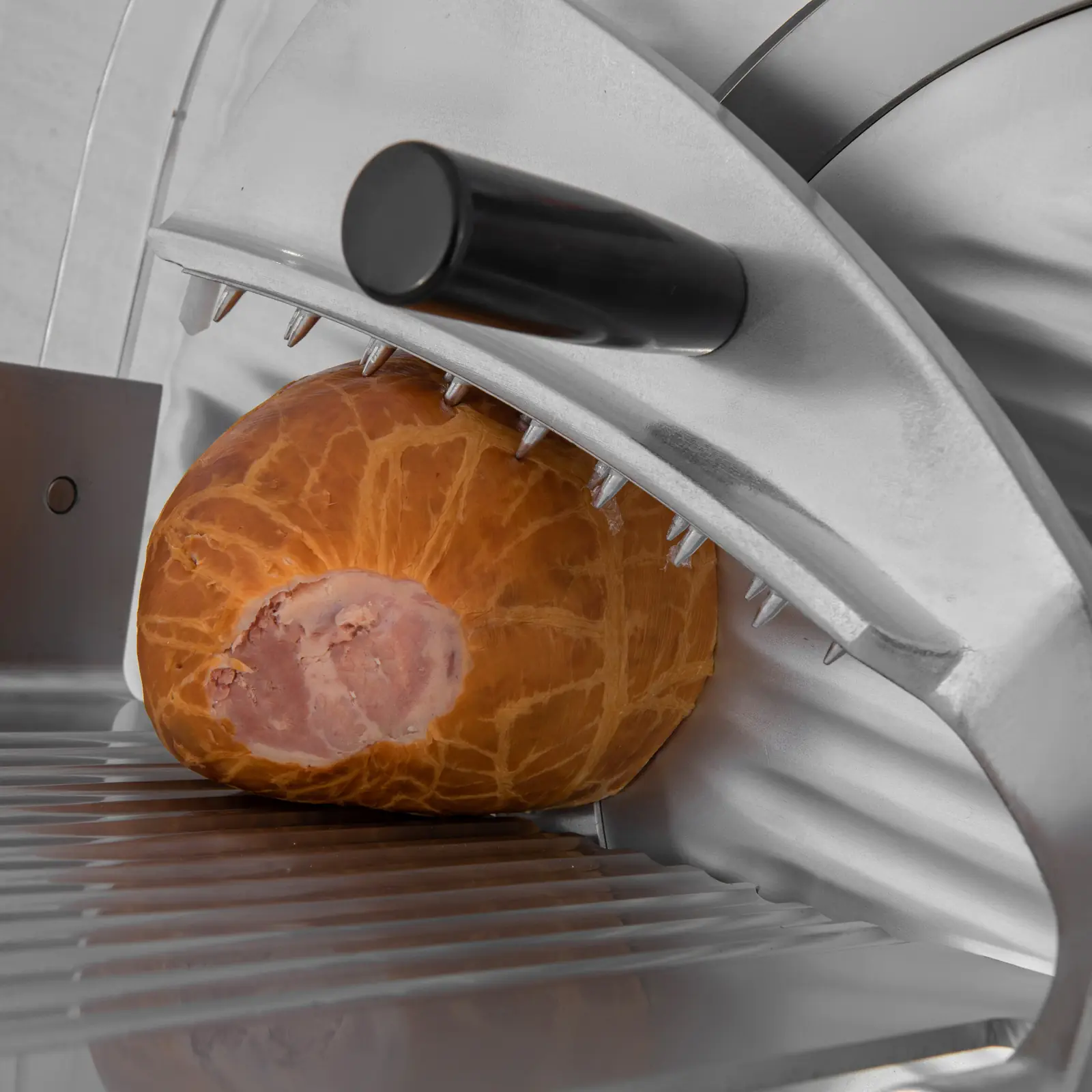Слайсер профессиональный ZUVER Smart 300 250W, 0-15mm 3