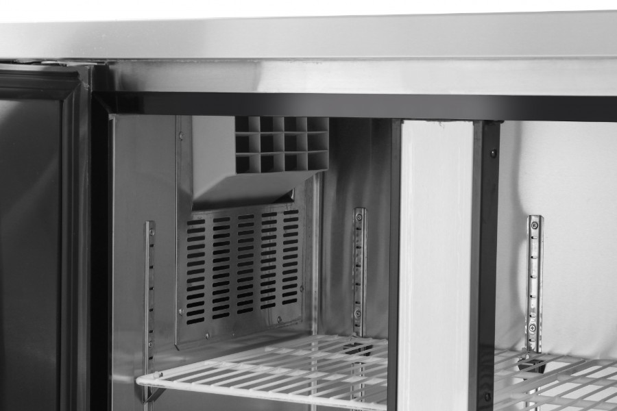 Стол холодильный Kitchen Line 600 - 2-дверный, с боковым расположением агрегата 0