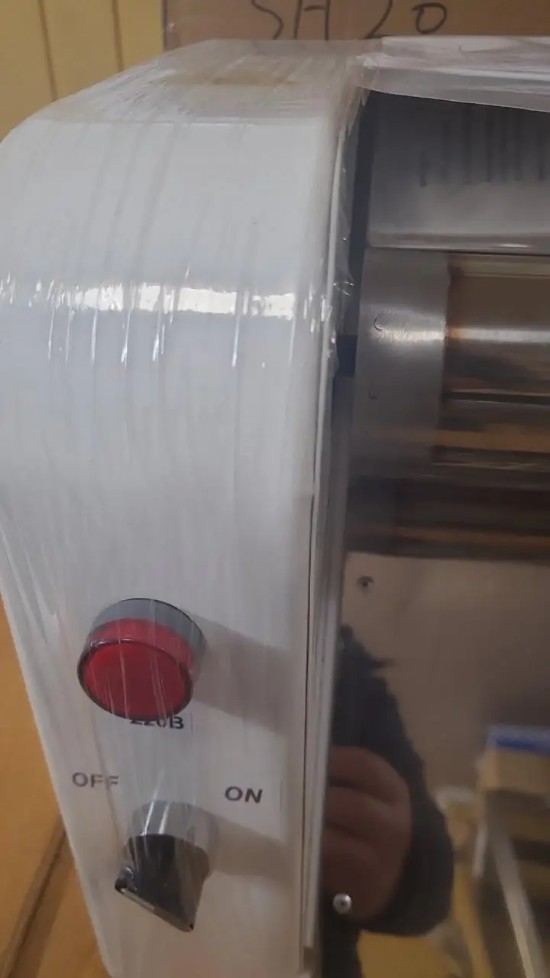 Тісторозкаточна машина Vektor ЕС50 2