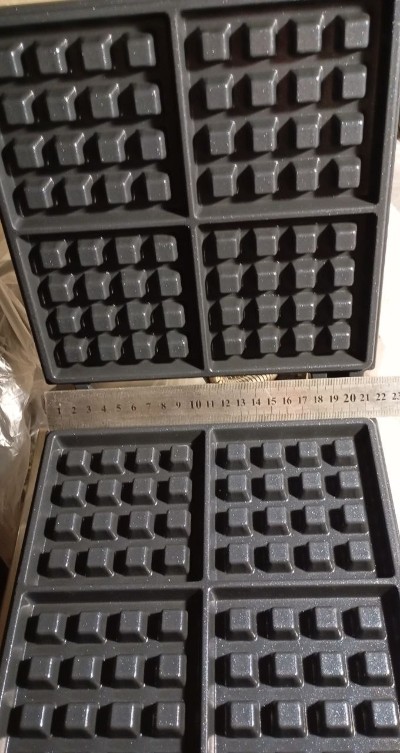 Вафельница для бельгийских вафель ZUVER Belgian Quatro 1600W 1