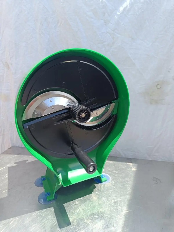 Овочерізка Vektor HR1368 5