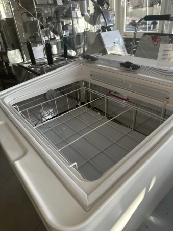 Витрина для морозова настольная - 3 x 5 л GGM GASTRO VIRTUS (BGC0063) 1