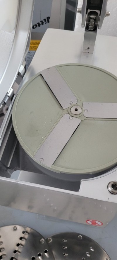 Овочерізка професійна з широкою горловиною ZUVER Vegetable Cutter Lid Back Wide Neck 5 Grate кришка назад, горловина широка, двигун мідний 6